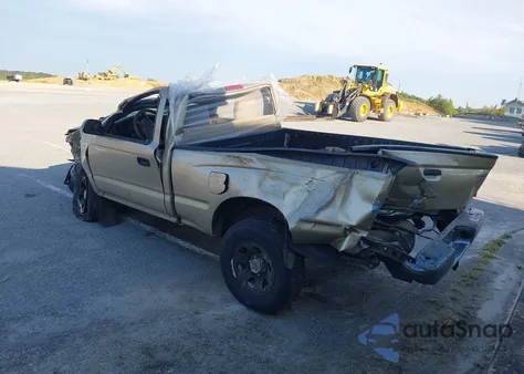 2004 Toyota Tacoma Prerunner z USA, uszkodzony, nr VIN 5TENM92N44Z394647